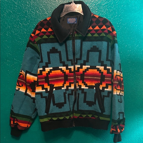 Pendleton Jackets & Blazers - Pendleton Men's Zip Up Sweater in Multicolor Geometric Design